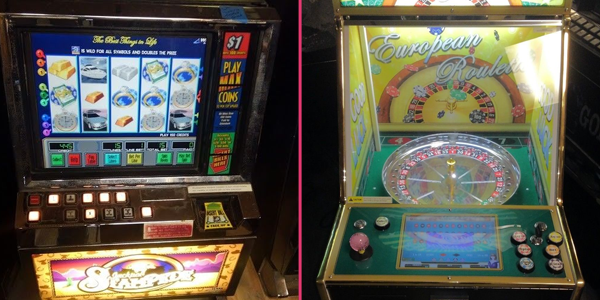 Williams 550 Metal Life of Luxury Machine and Roulette Slot Machine
